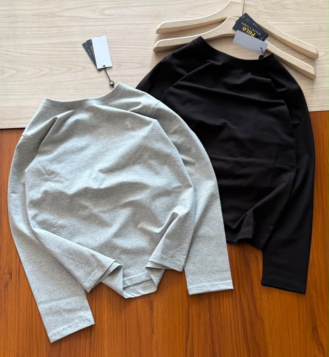 Ribbed long-sleeve tops